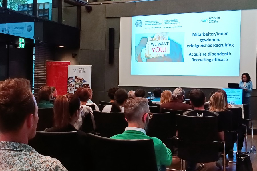 Publikum, Mitarbeitende gewinnen